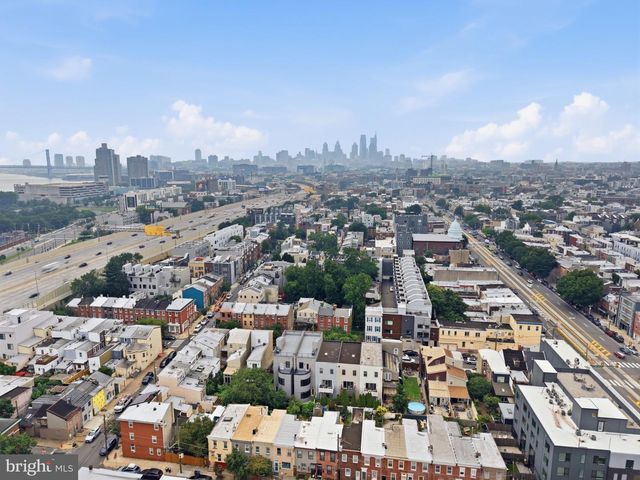 1115 E PALMER ST, Philadelphia, PA 19125