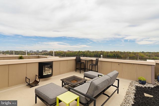 4080 MANAYUNK AVE, Philadelphia, PA 19128