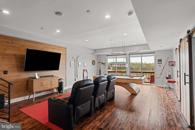 4080 MANAYUNK AVE, Philadelphia, PA 19128