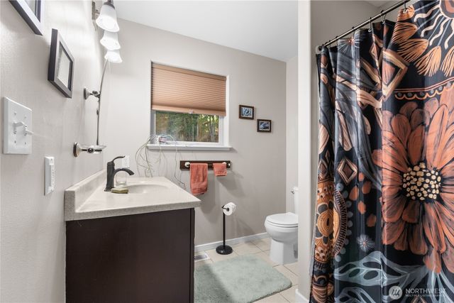 1103 Berry Way, Lummi Island, WA 98262