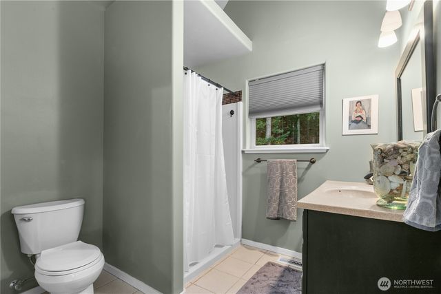 1103 Berry Way, Lummi Island, WA 98262