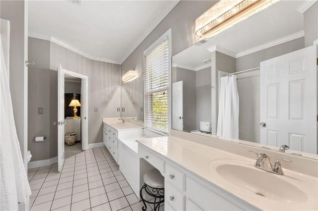 3610 Mansions Parkway, Berkeley Lake, GA 30096