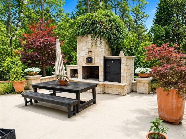 3610 Mansions Parkway, Berkeley Lake, GA 30096