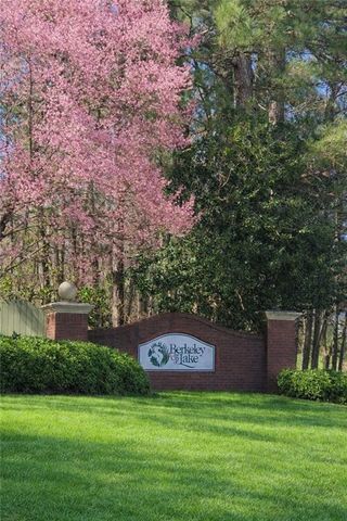 3610 Mansions Parkway, Berkeley Lake, GA 30096