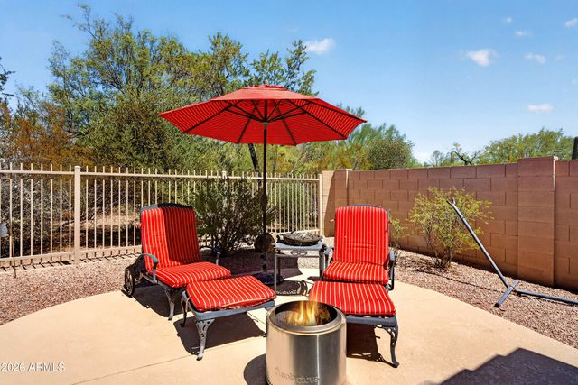5016 E ROBIN Lane, Phoenix, AZ 85054