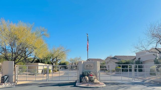 5016 E ROBIN Lane, Phoenix, AZ 85054