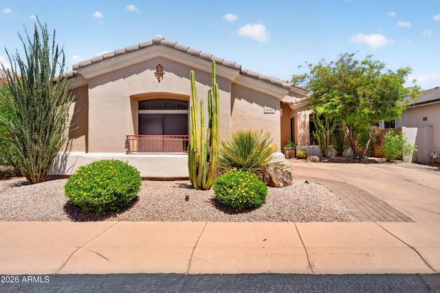 5016 E ROBIN Lane, Phoenix, AZ 85054