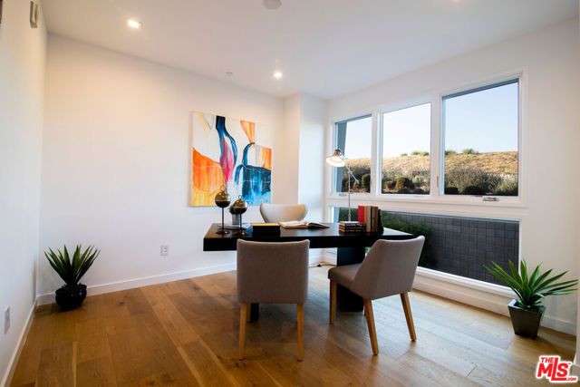 1015 Figueroa Terrace 22, Los Angeles, CA 90012