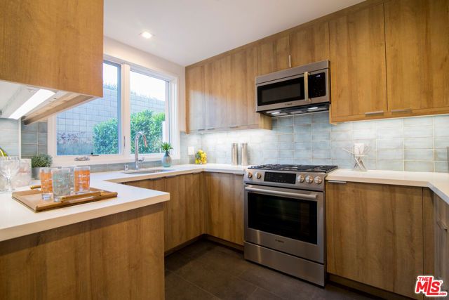 1015 Figueroa Terrace 22, Los Angeles, CA 90012