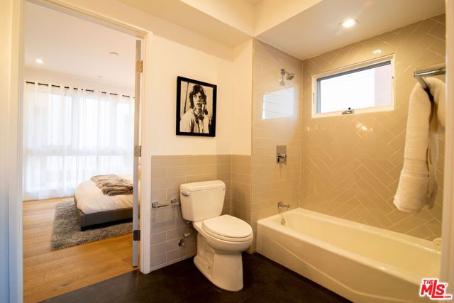 1015 Figueroa Terrace 22, Los Angeles, CA 90012