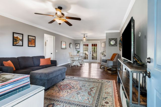 1137 Jacksons View Rd, Hermitage, TN 37076