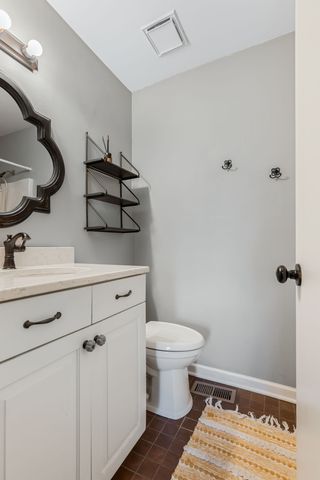 1137 Jacksons View Rd, Hermitage, TN 37076