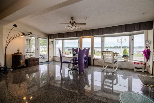 5374 S County Road 210, Knox, IN 46534