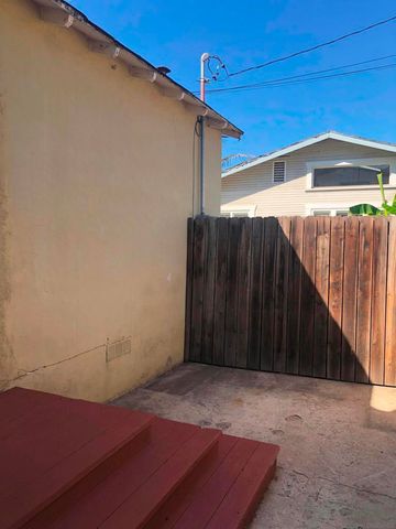 4072 Meade Ave, San Diego, CA 92116