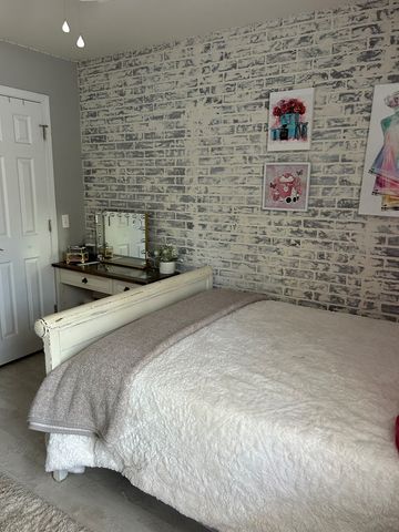 242 Bougainvillea Circle, Dothan, AL 36301