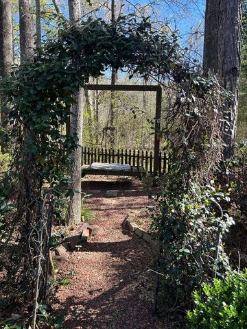 242 Bougainvillea Circle, Dothan, AL 36301