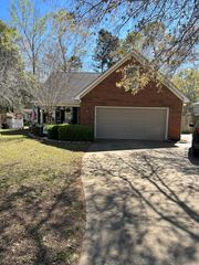 242 Bougainvillea Circle, Dothan, AL 36301