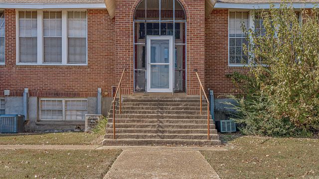 517 Paragould Drive, Jonesboro, AR 72450