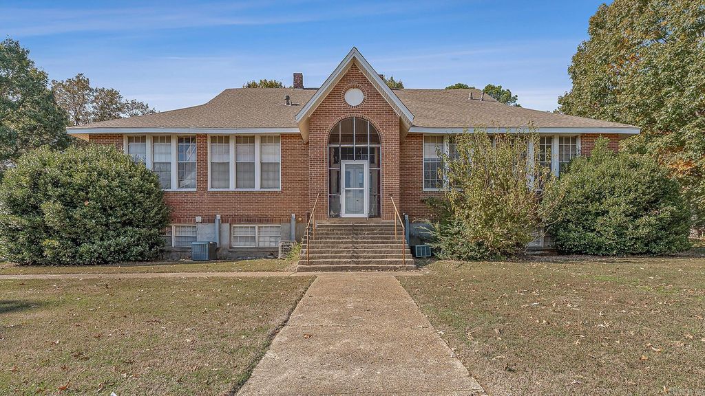 517 Paragould Drive, Jonesboro, AR 72450