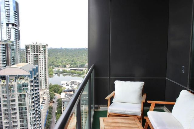 70 Rainey ST 2605, Austin, TX 78701