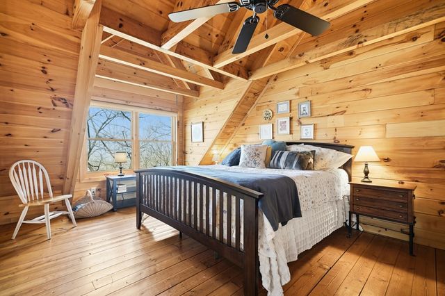 947 Skyview Drive, Ellijay, GA 30536