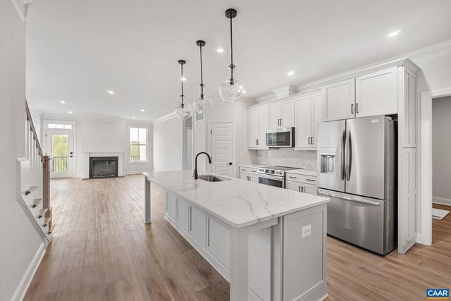 1365 LACONIA LN, Charlottesville, VA 22911