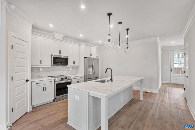 1365 LACONIA LN, Charlottesville, VA 22911