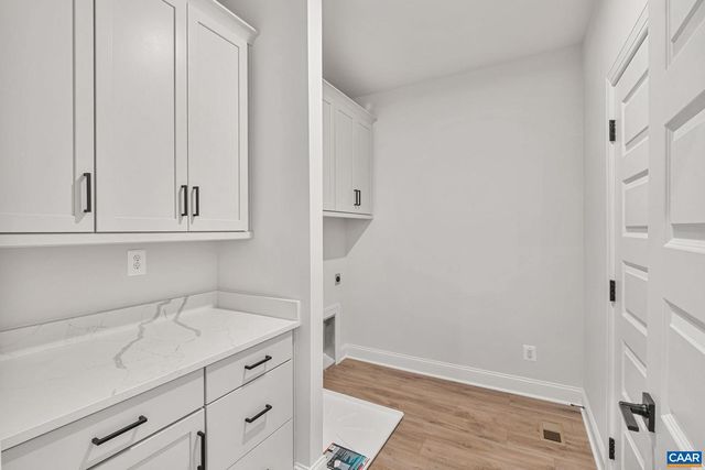 1365 LACONIA LN, Charlottesville, VA 22911