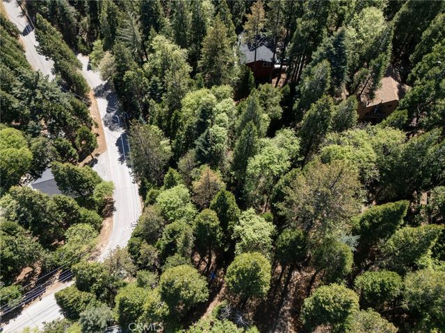 24355 Albrun, Crestline, CA 92325