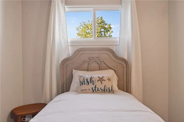 317 Cahuenga, Oxnard, CA 93035