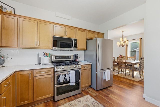 15 W BANK STREET, Fond Du Lac, WI 54935