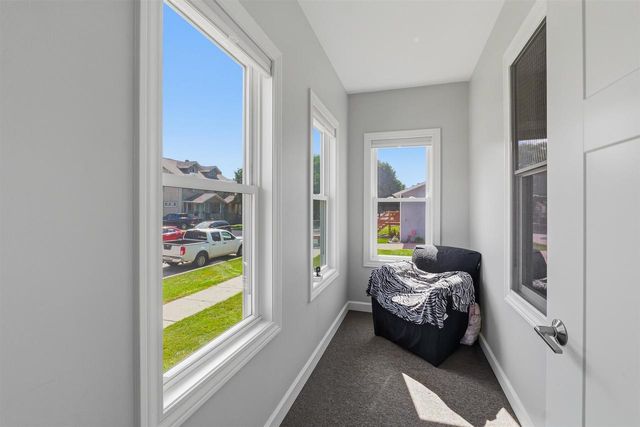 15 W BANK STREET, Fond Du Lac, WI 54935