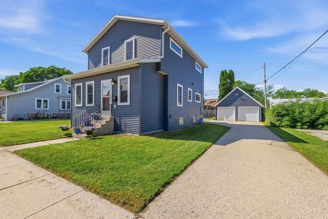 15 W BANK STREET, Fond Du Lac, WI 54935