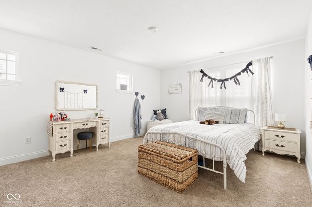 226 Ambassador Drive, Pittsboro, IN 46167