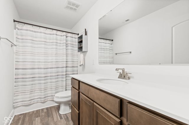 226 Ambassador Drive, Pittsboro, IN 46167