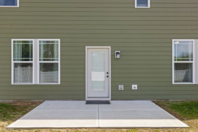 226 Ambassador Drive, Pittsboro, IN 46167