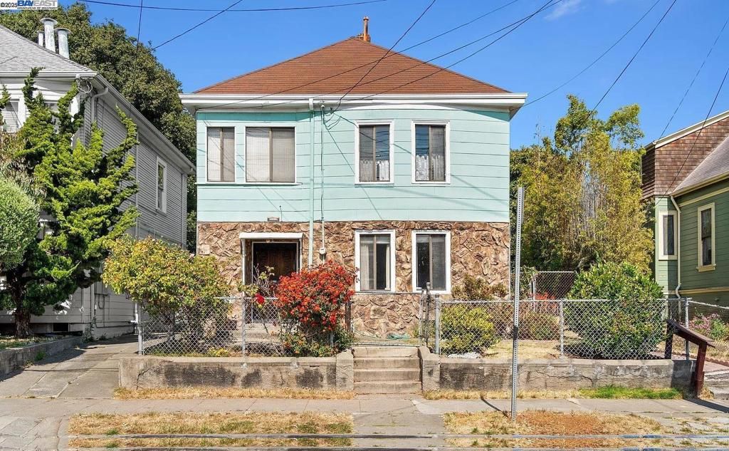 2413 7Th St, Berkeley, CA 94710