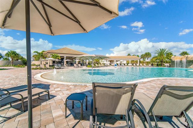 18114 GAWTHROP DRIVE 306, Bradenton, FL 34211