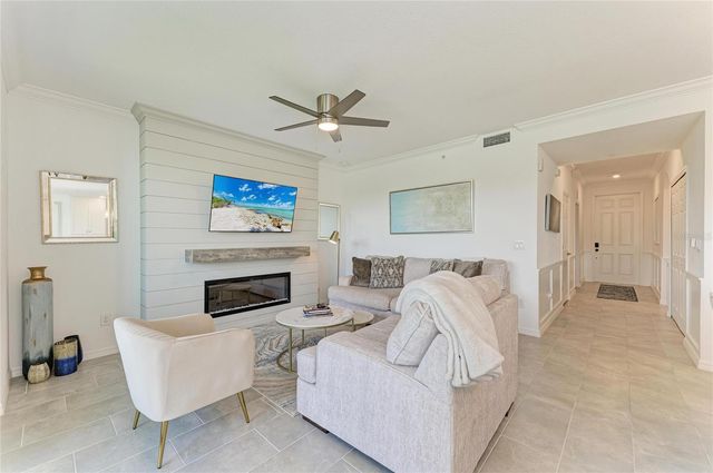 18114 GAWTHROP DRIVE 306, Bradenton, FL 34211