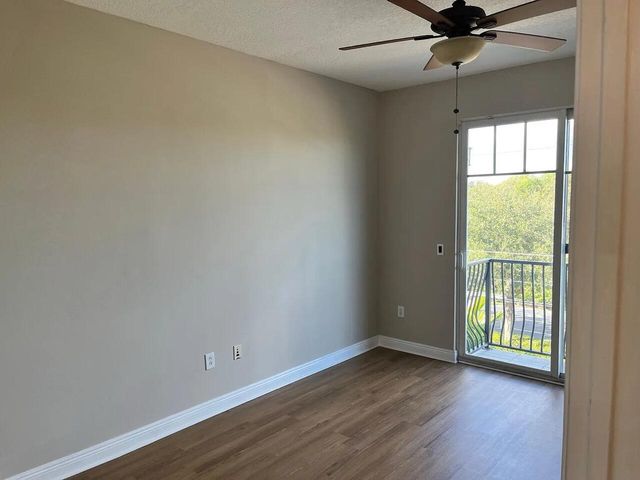 520 NW 39TH Circle, Boca Raton, FL 33431