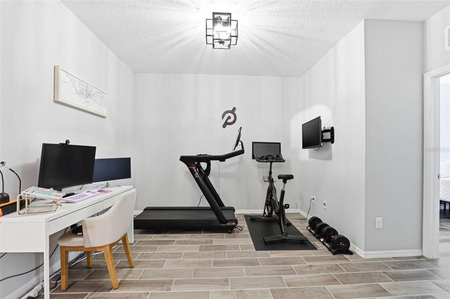 2818 GRAND KEMERTON PLACE, Tampa, FL 33618