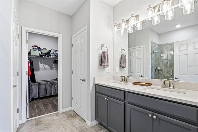 2818 GRAND KEMERTON PLACE, Tampa, FL 33618