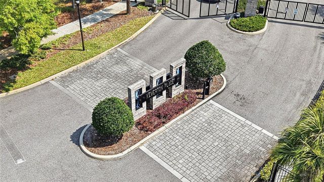 2818 GRAND KEMERTON PLACE, Tampa, FL 33618