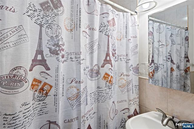 584 57th Street, West New York, NJ 07093