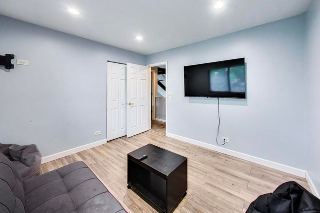1720 E Shannon Lane 6, Palatine, IL 60074