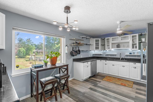 4320 Reinsma Road, Milton, FL 32583