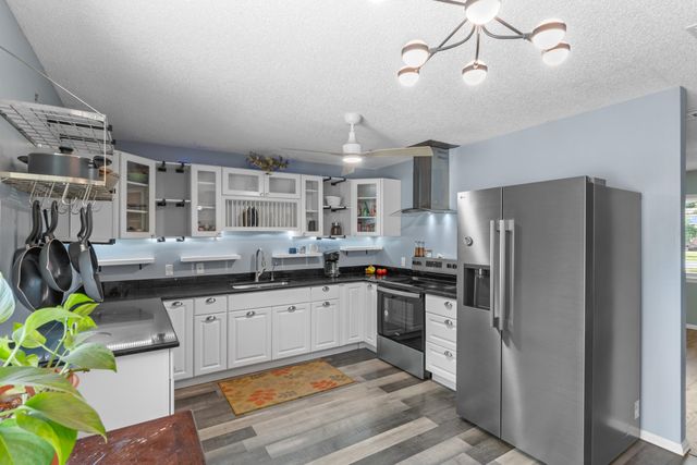 4320 Reinsma Road, Milton, FL 32583