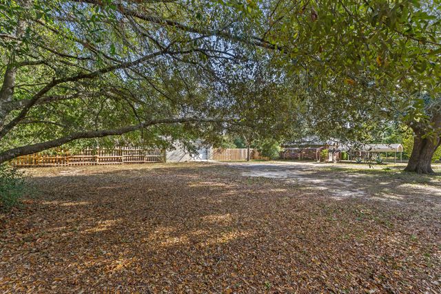 4320 Reinsma Road, Milton, FL 32583