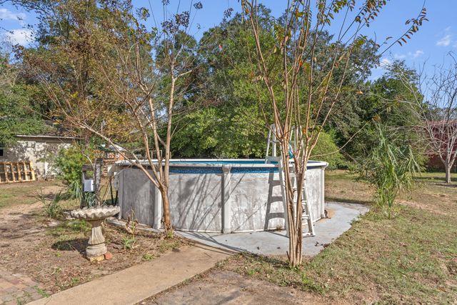 4320 Reinsma Road, Milton, FL 32583