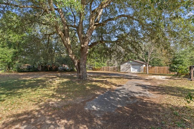 4320 Reinsma Road, Milton, FL 32583